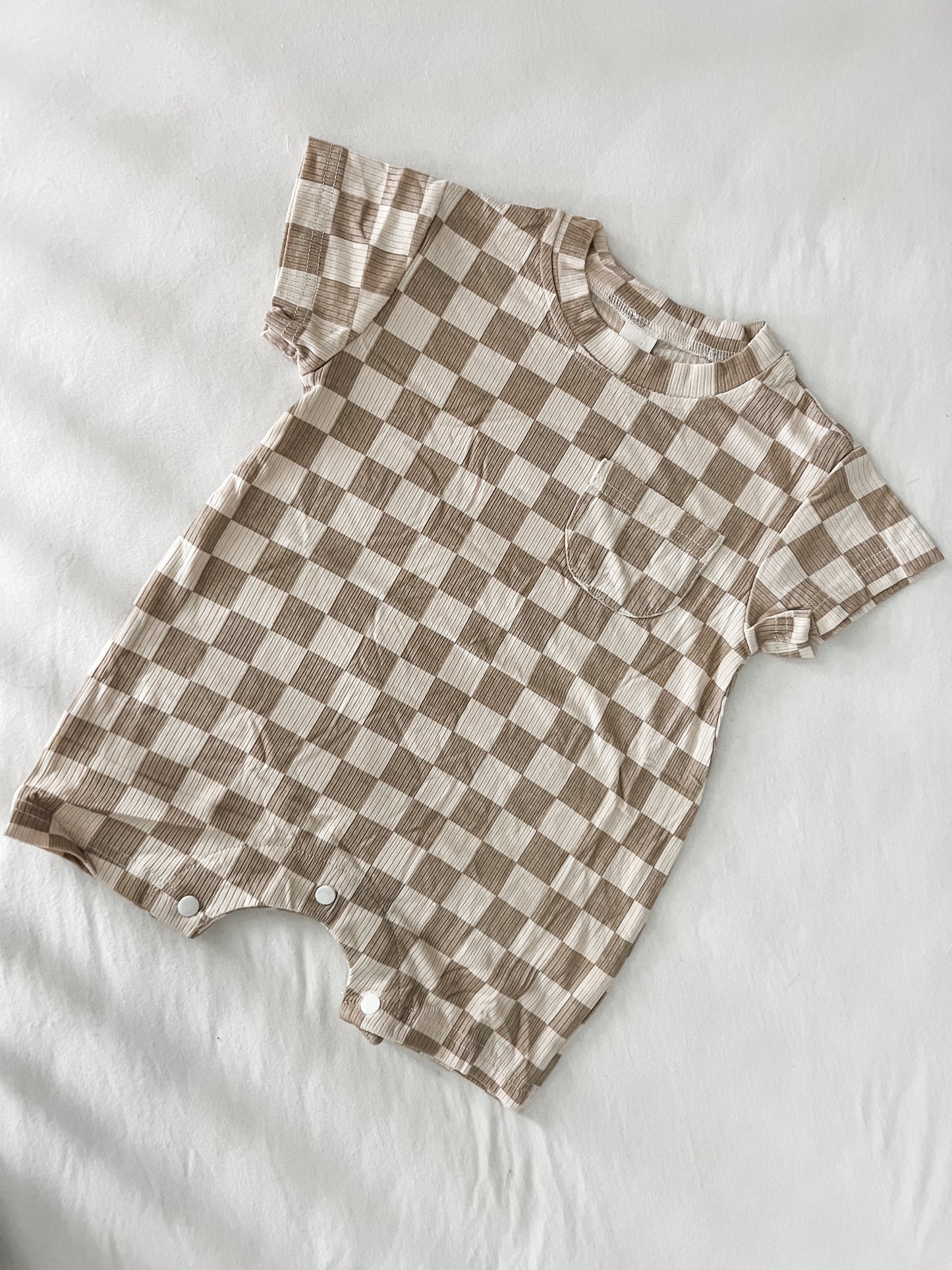 Beige checkers