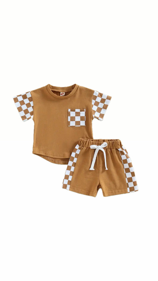 Checkered shorts set in brown