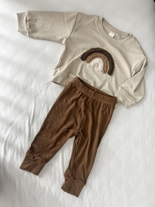 Beige rainbow
