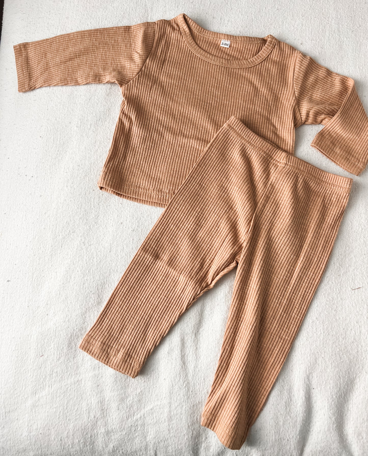 Almond rib knit set